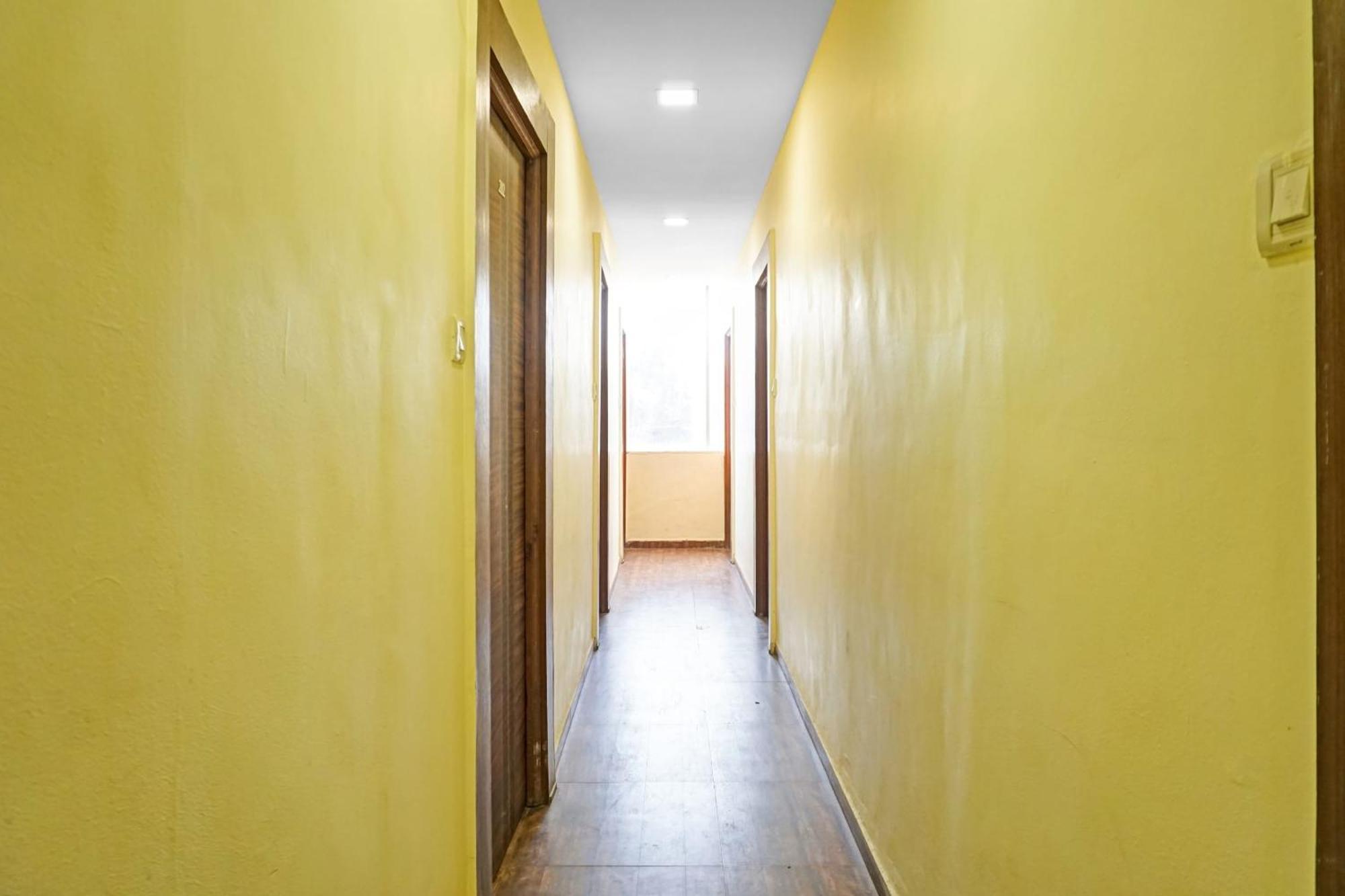 Hotel O 24K Inn Mundhwa Экстерьер фото